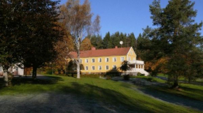 Hotels in Åsbro